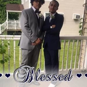 Meet your Posher, Gladis